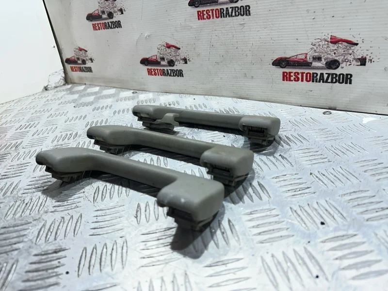 Ручка потолка audi A4 СЕДАН ALT 2002 - миниатюра 3