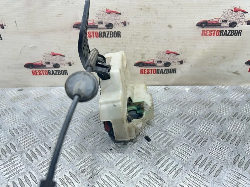 Замок боковой двери передний правый Porsche - миниатюра 4
