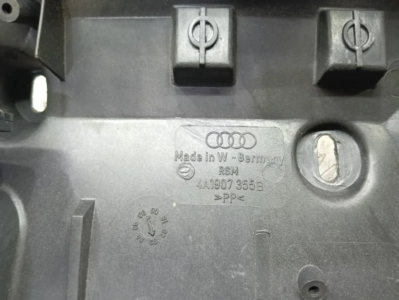 Корпус блока управления двигателем Audi 100 C4 - миниатюра 5