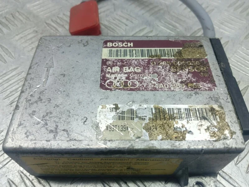Блок управления SRS Audi 100 C4 СЕДАН AAR 1993 - миниатюра 4