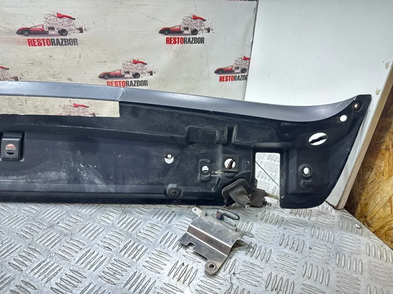 Кронштейн спойлера Porsche Cayenne ВНЕДОРОЖНИК - миниатюра 4