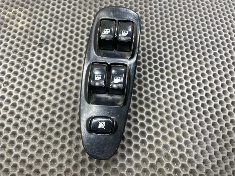 Блок управления стеклоподъемниками Kia Spectra - миниатюра 6