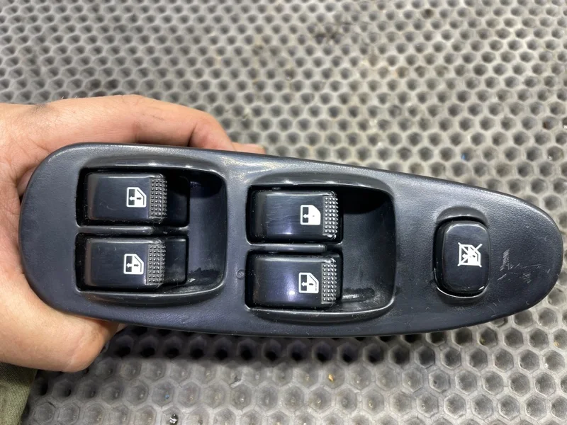 Блок управления стеклоподъемниками Kia Spectra - миниатюра 8