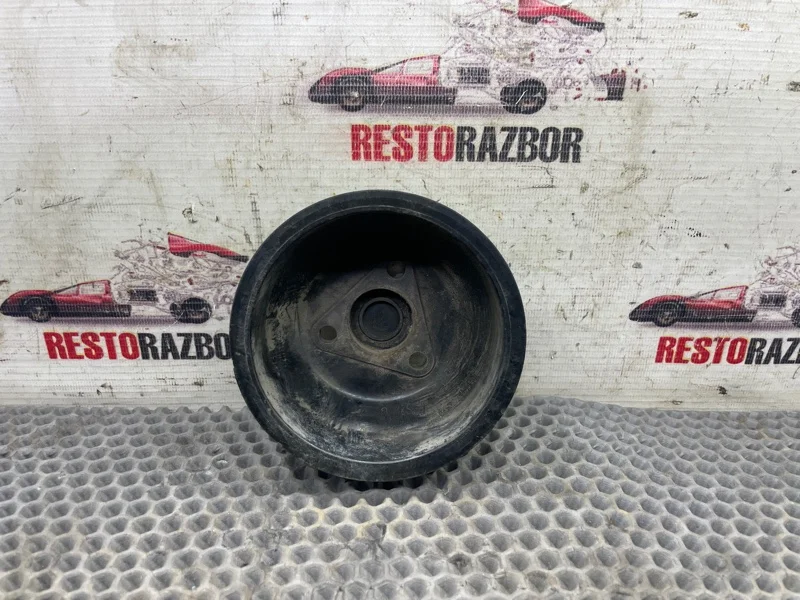 Шкив помпы Porsche Cayenne ВНЕДОРОЖНИК M4800 2005 - изображение 1