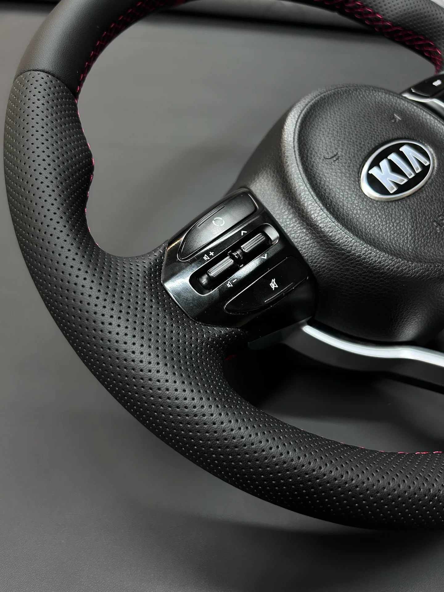 Руль kia rio 4 с обогревом с нулевой меткой - миниатюра 5