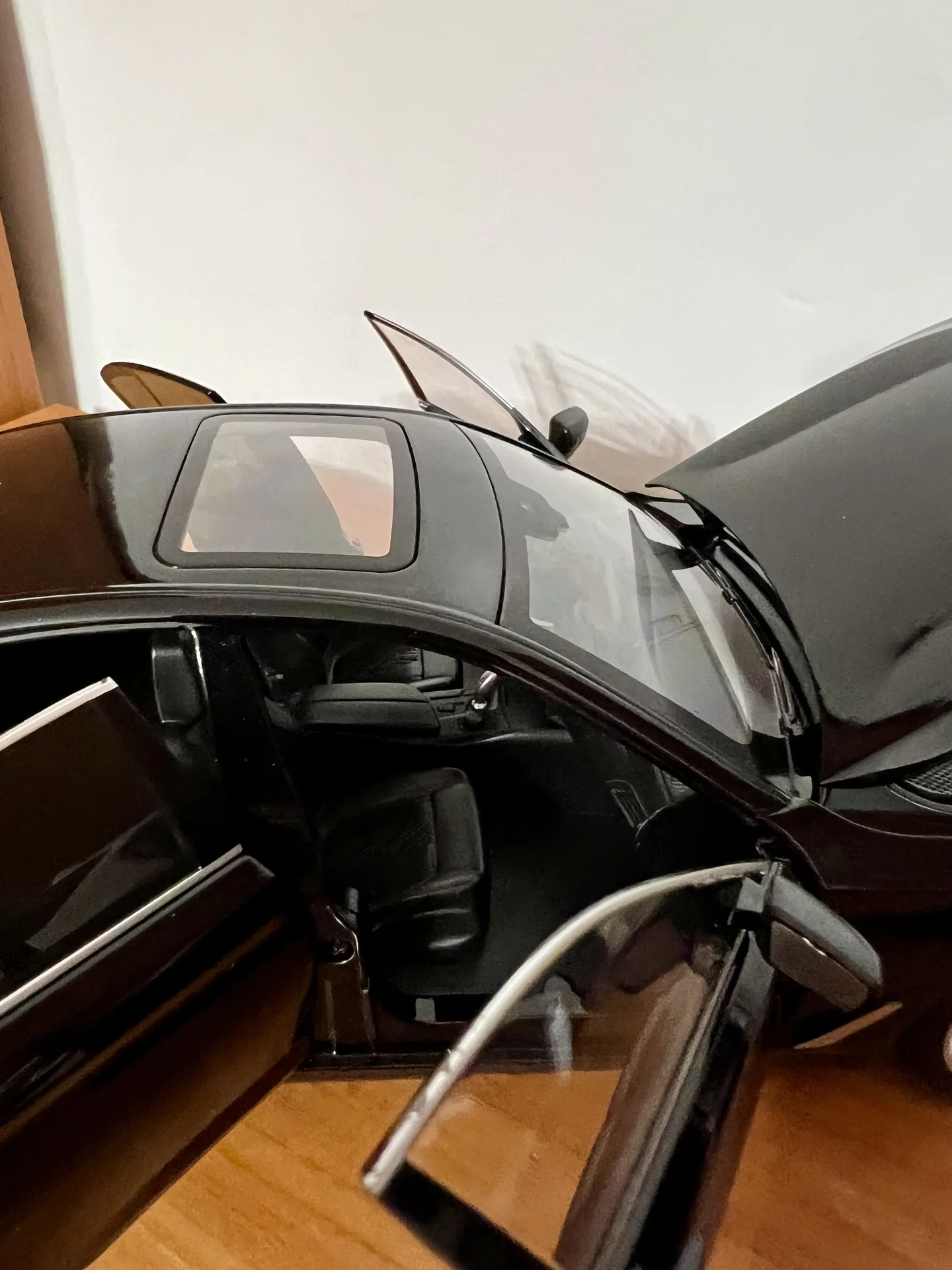 1:18 BMW 5 G30 - миниатюра 9