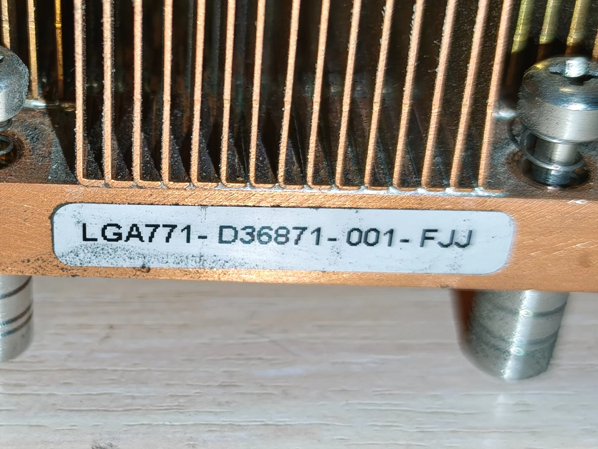 Материн. плата проц 5620 Intel i5500 E25124 455+ радиаторы медные +процессоры - миниатюра 4