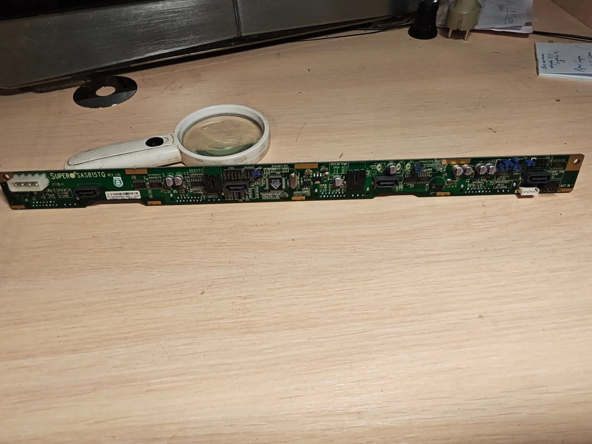 Объединительная плата SuperMicro BPN-SAS-815TQ 4х12Gbps Backplane Support 4x3.5 SAS3SATA3 HDDSSD - миниатюра 3