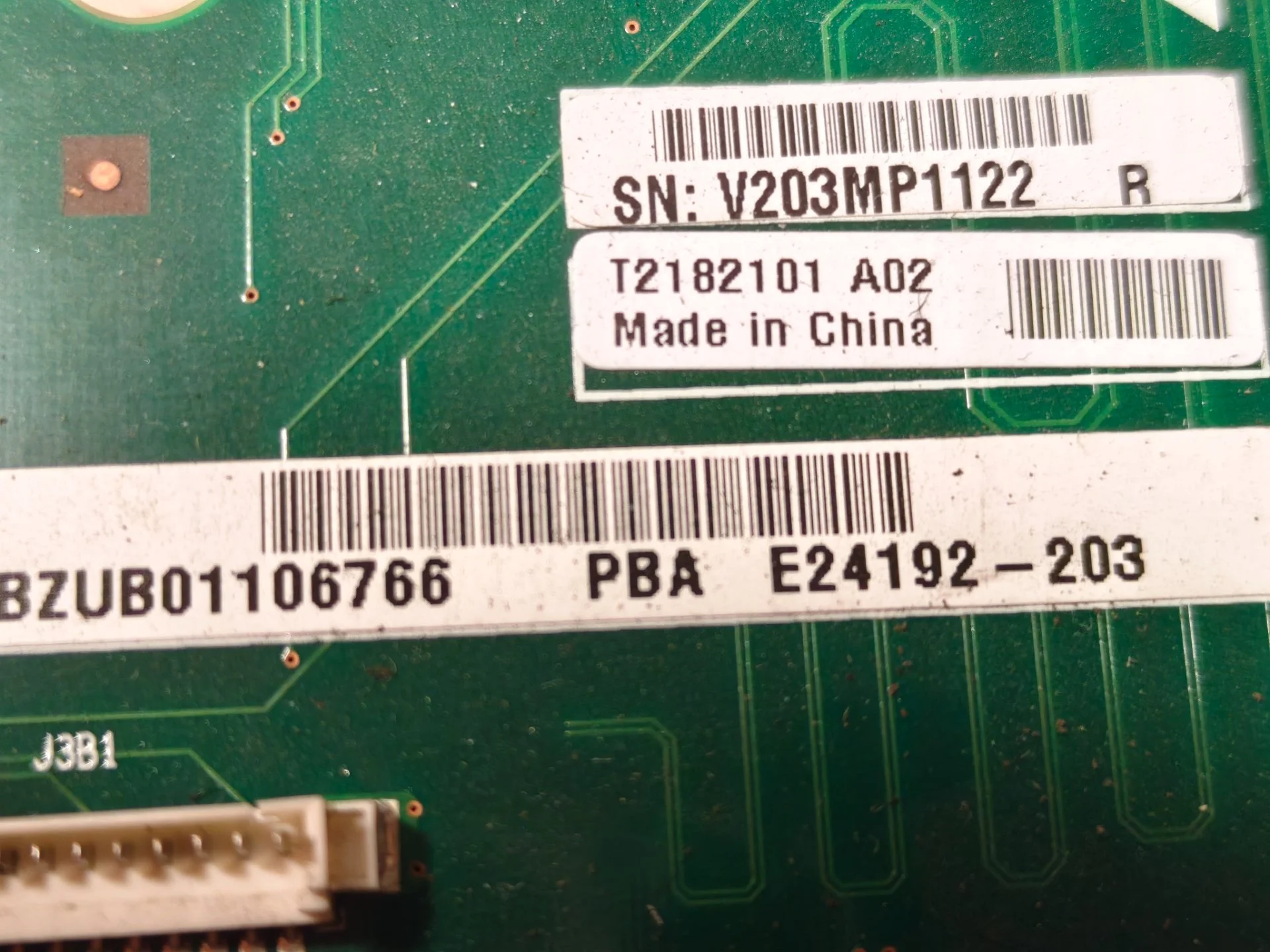 Плата Midplane Intel SASSATA Passive For SR1550 SR2500 (E24192-203) - миниатюра 2