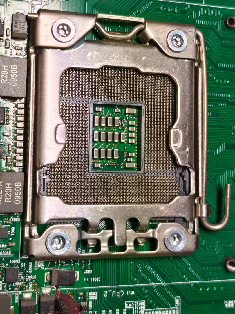 Материнская плата Intel S5520UR E22554-650 E22554-751 2x LGA1366 - миниатюра 4