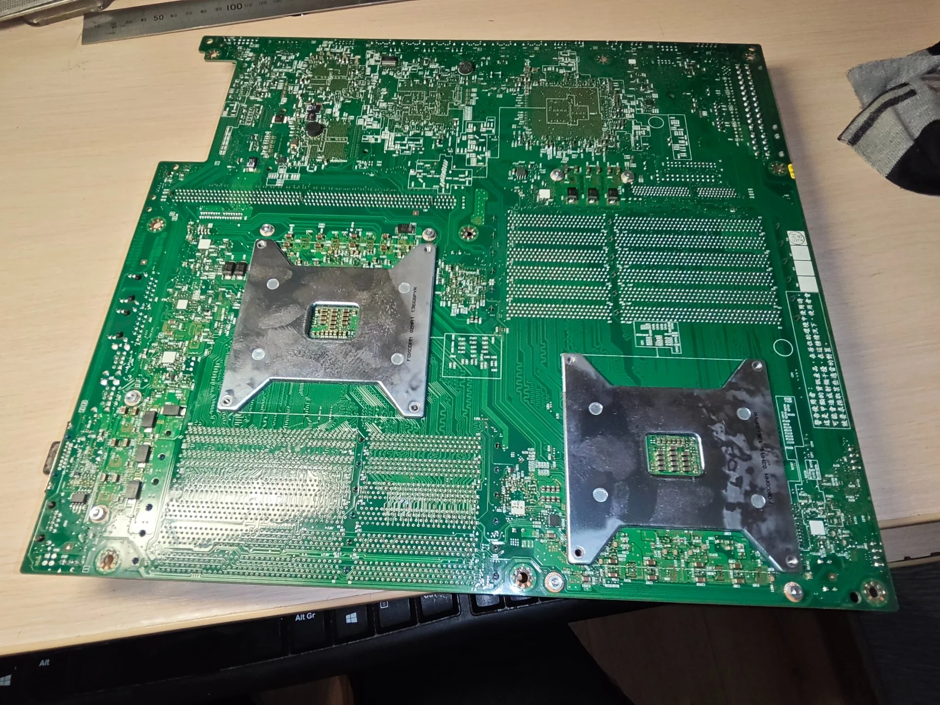 Материнская плата Intel S5520UR E22554-650 E22554-751 2x LGA1366 - миниатюра 8