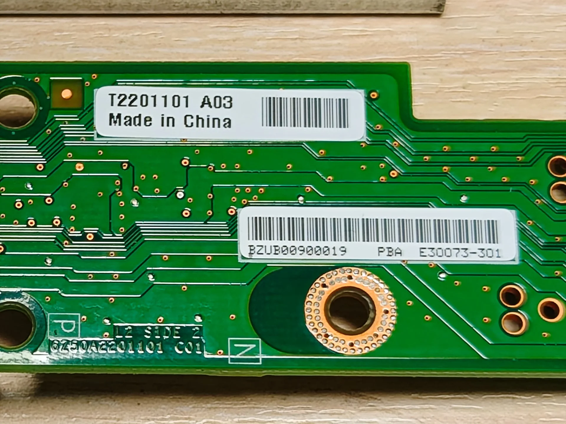 Intel SR1625UR Mini Control Panel Board E30073-301 - миниатюра 9