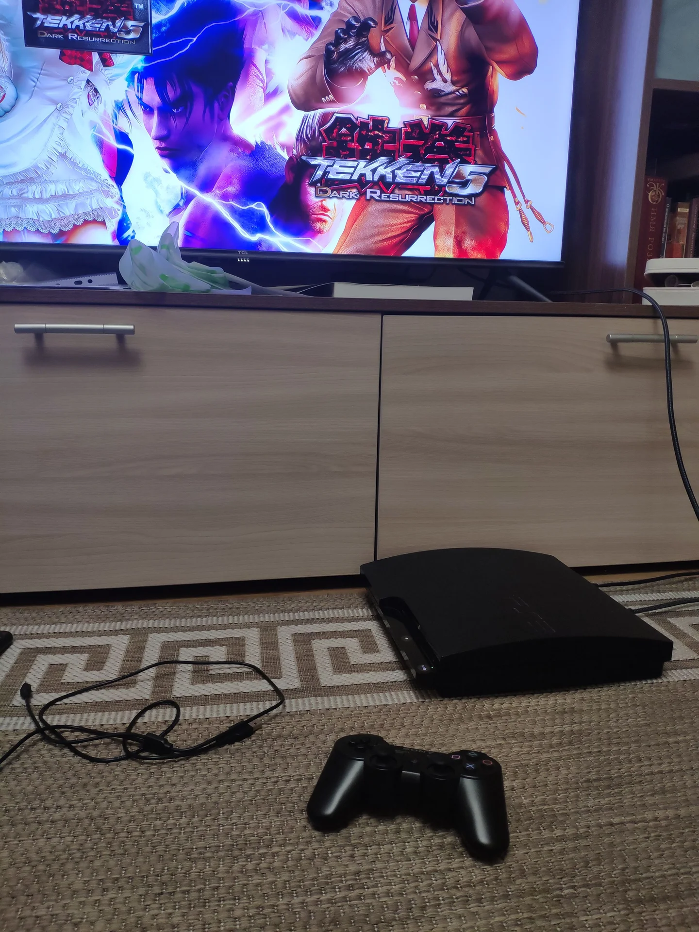 Sony PlayStation 3 Slim - миниатюра 2