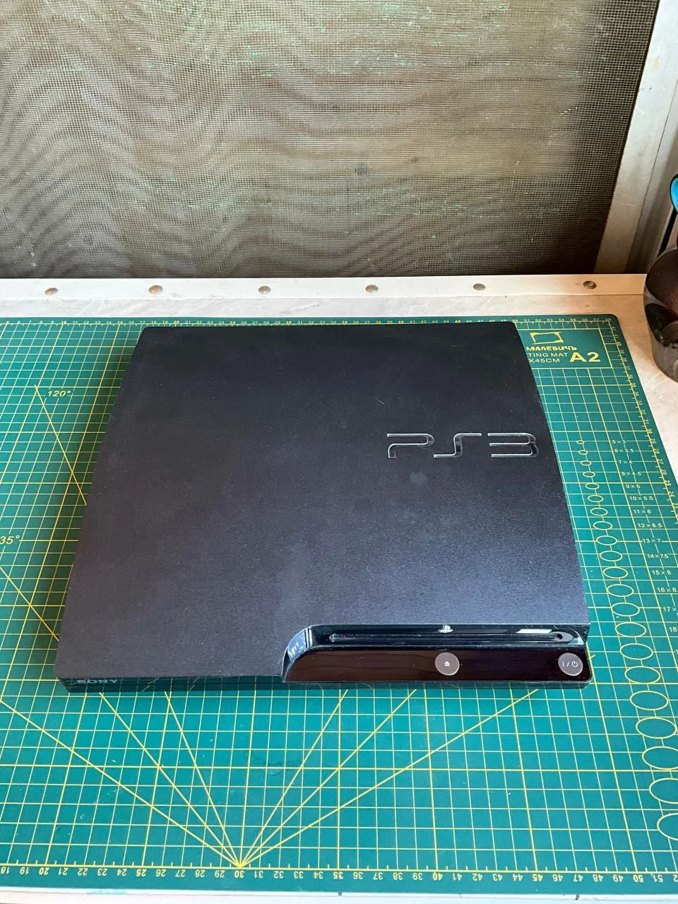 Sony PlayStation 3 Slim - миниатюра 3