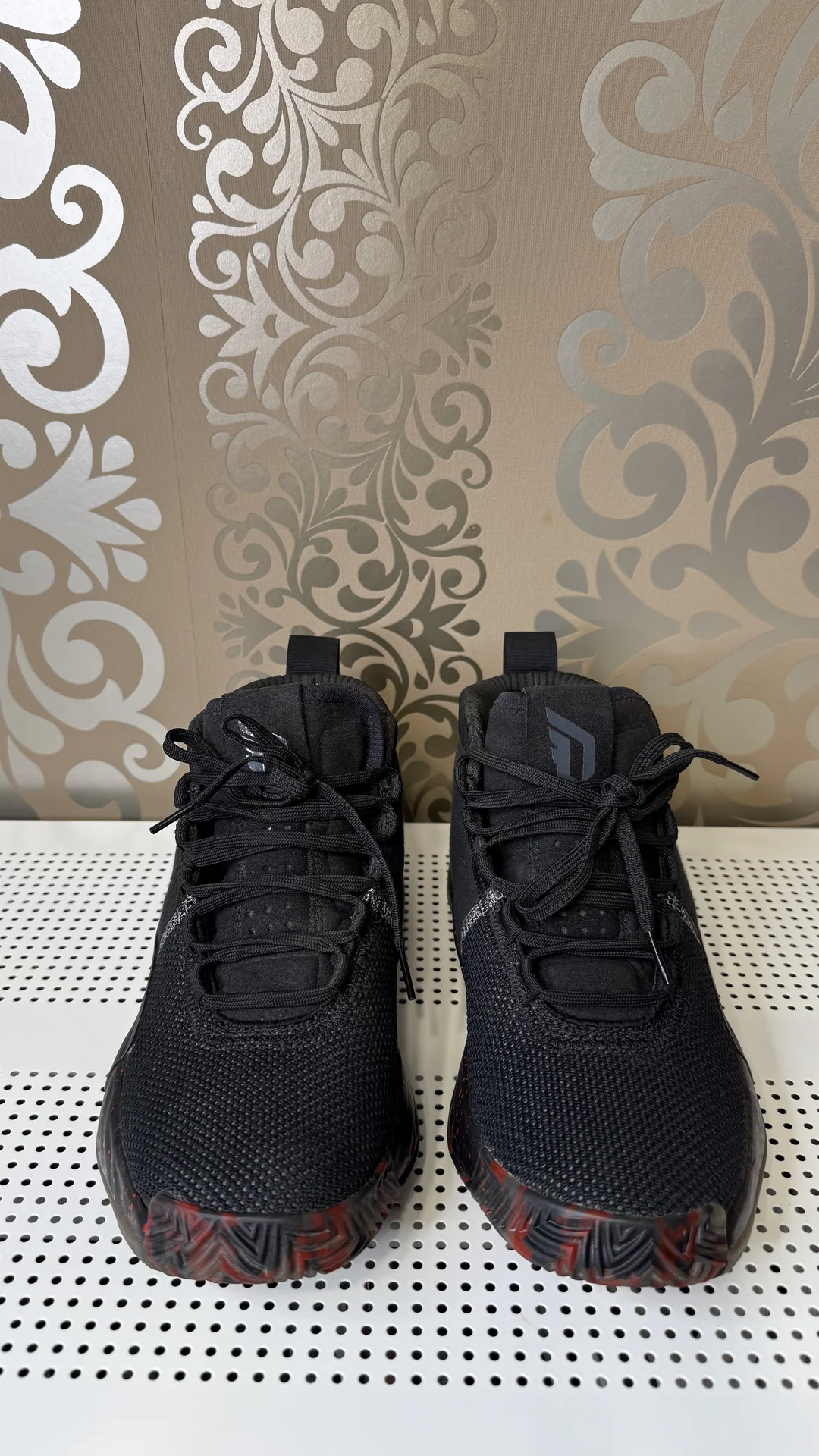 Кроссовки Adidas - изображение 1
