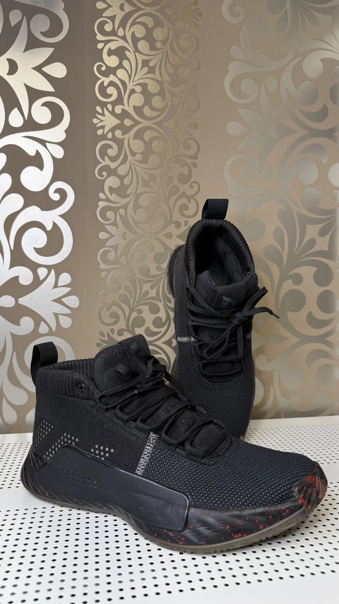Кроссовки Adidas - миниатюра 3