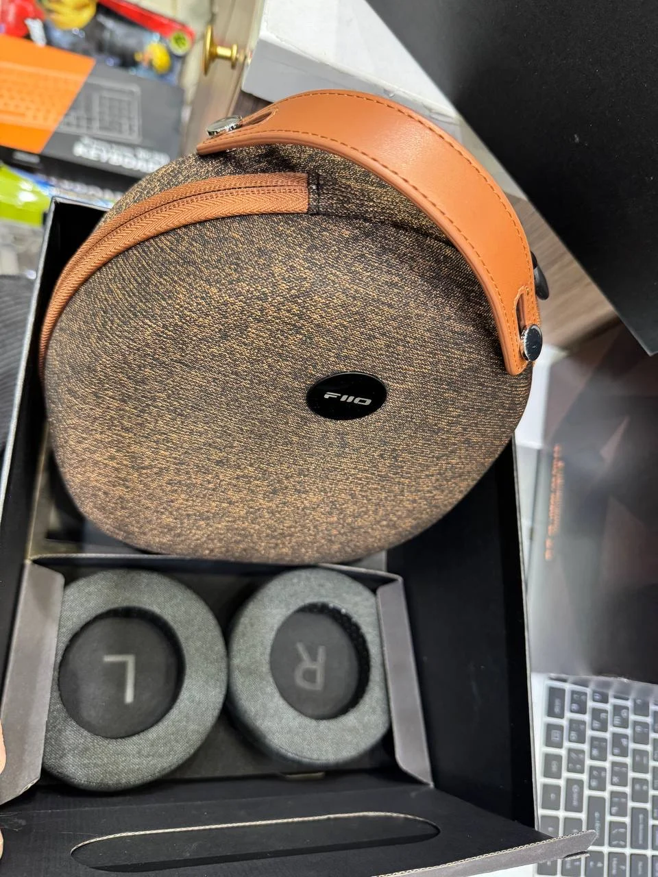 Наушники Fiio-F17 Born - миниатюра 8