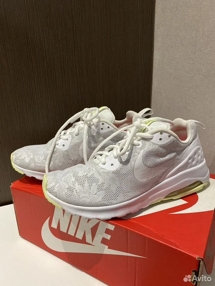Кроссовки Nike Air Motion Women/41/Оригинал - изображение 1