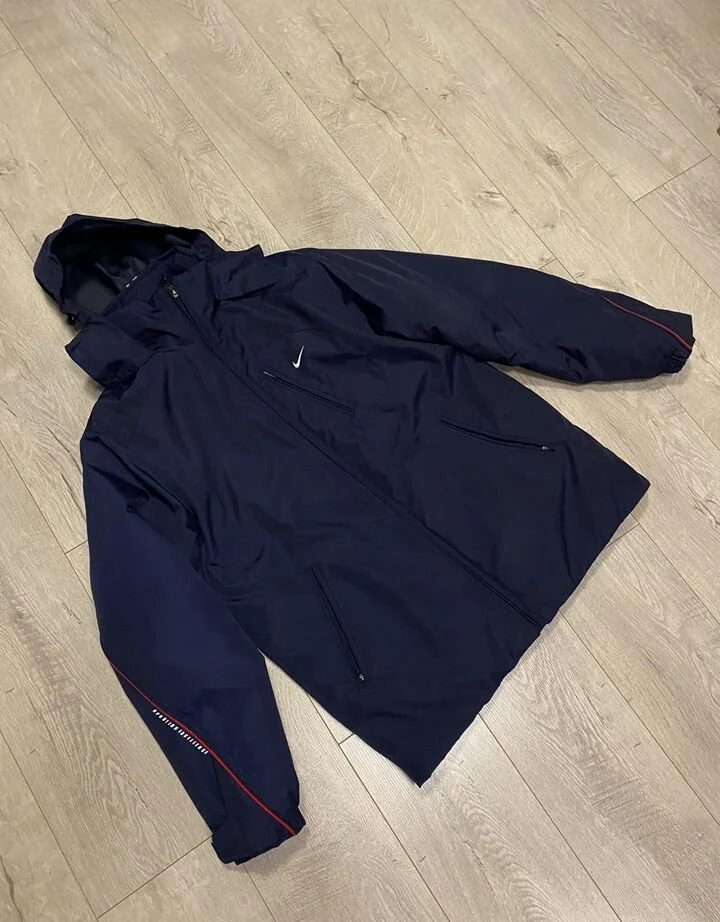 Куртка «Nike»/M/Оригинал - миниатюра 2