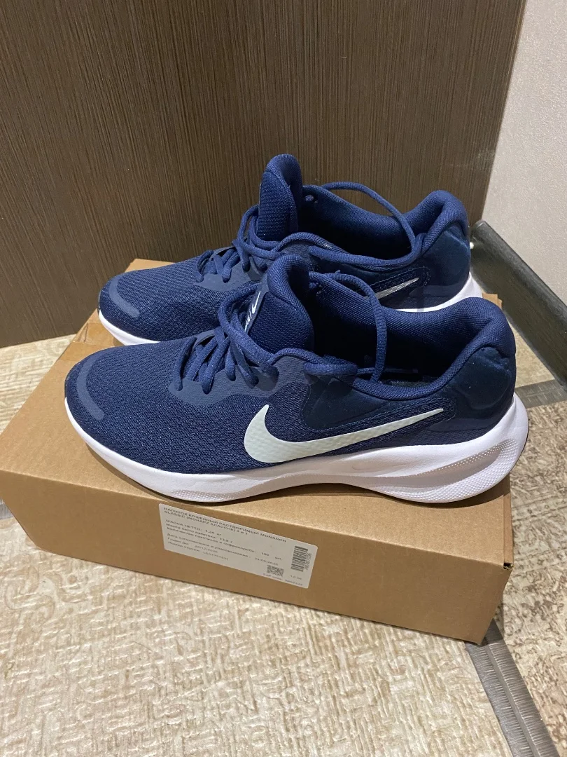 Кроссовки «Nike Revolution 7»/p.42/Оригинал - миниатюра 4
