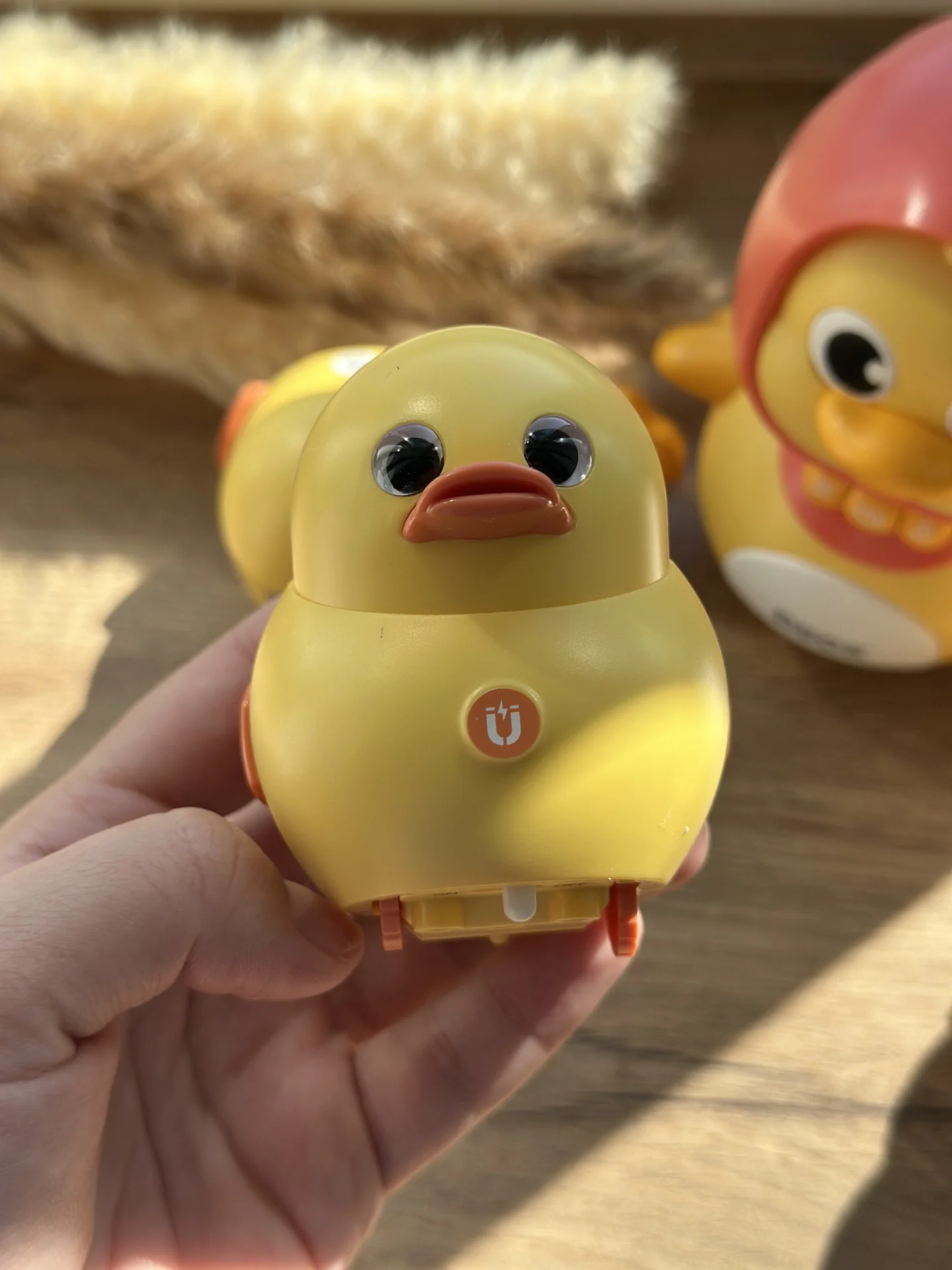 Интерактивная игрушка мама-утка и утята - миниатюра 2