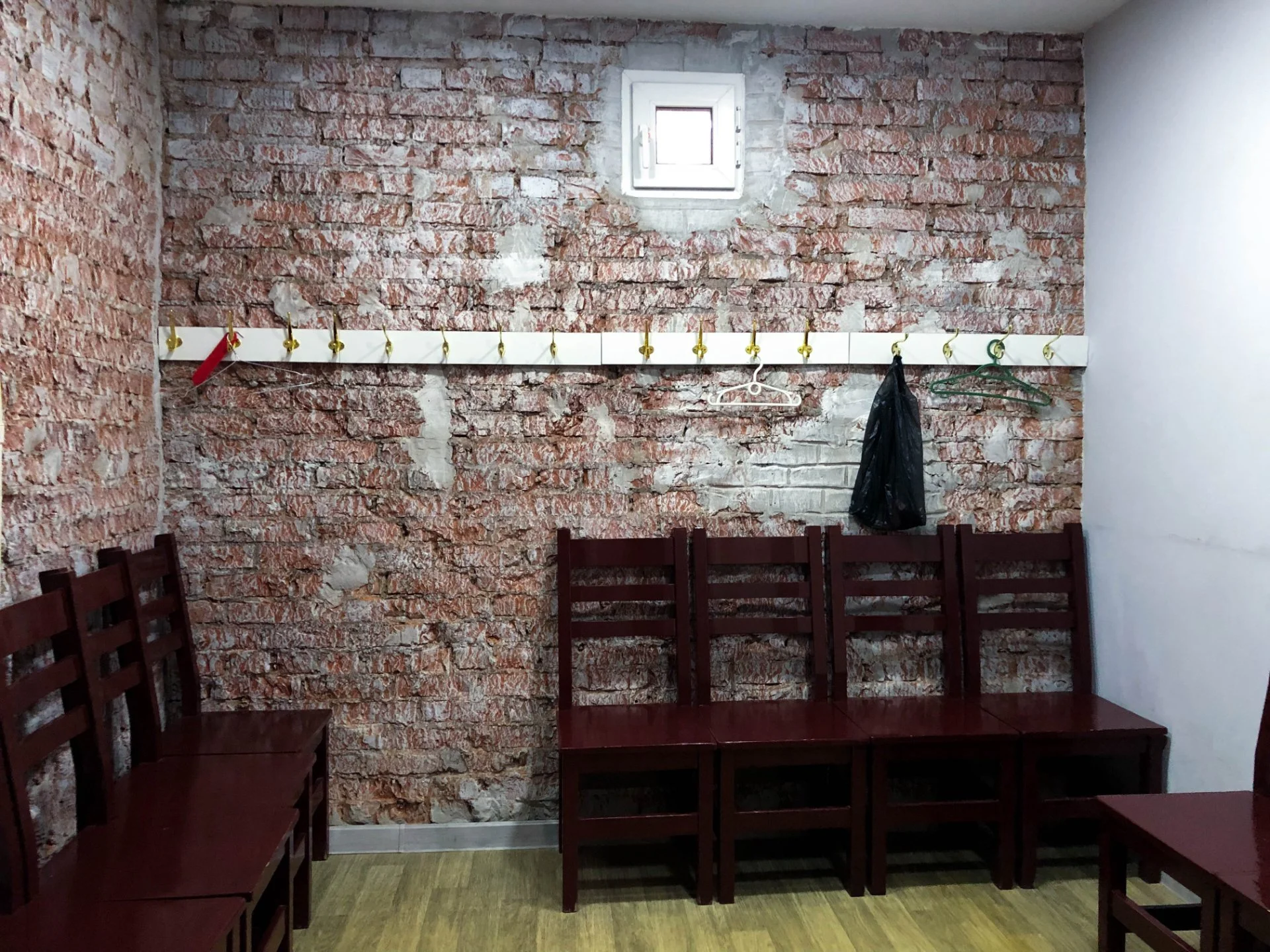 Почасовая аренда ЛОФТА 110м² со сценой и светом. м. Павелецкая / Серпуховская. Без комиссии! 2000₽/ч - миниатюра 4