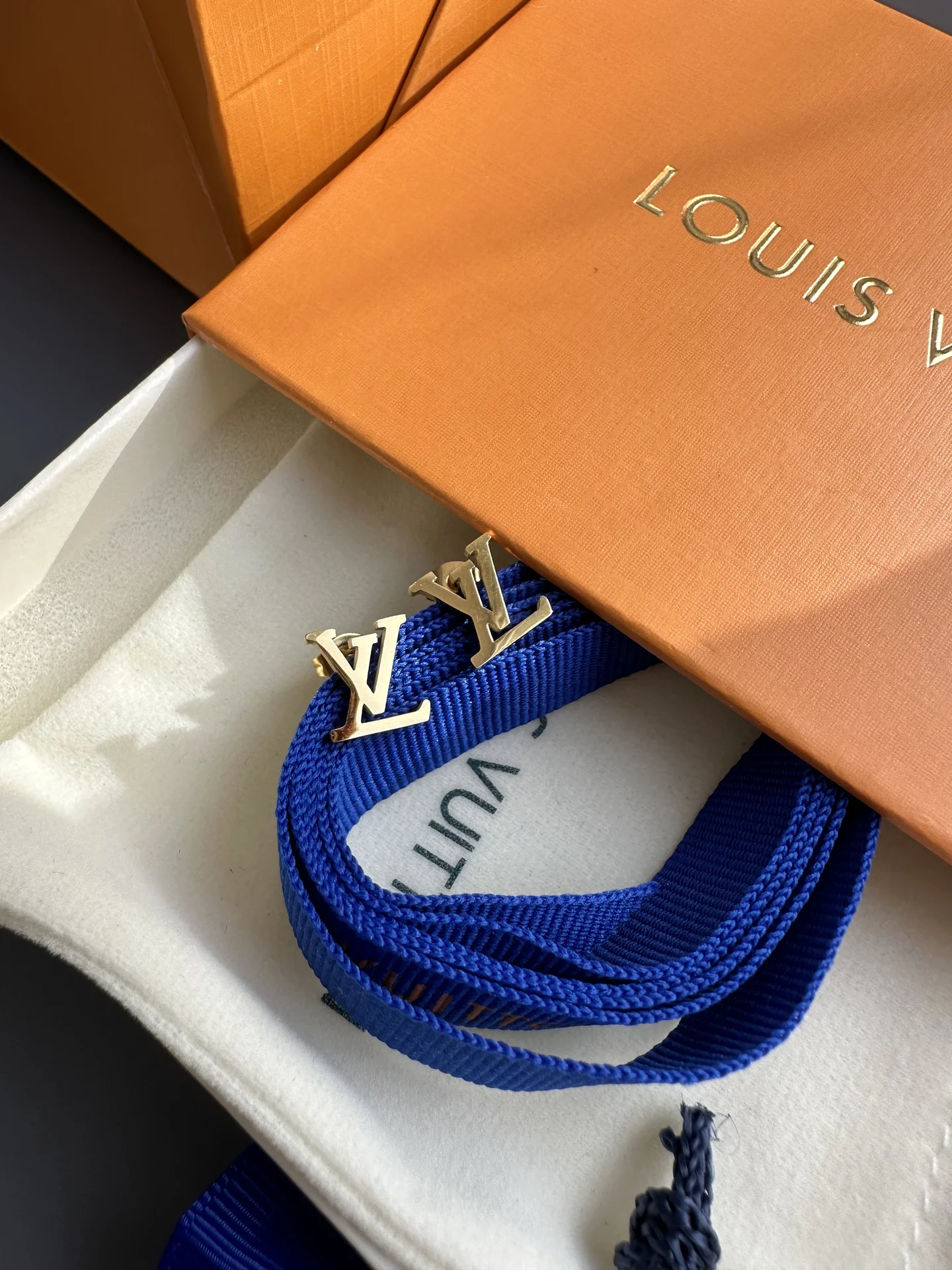 Серьги Louis Vuitton - миниатюра 2