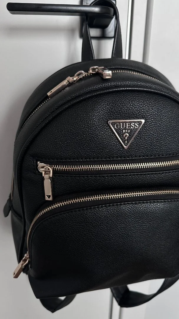 Женский рюкзак Guess - миниатюра 3