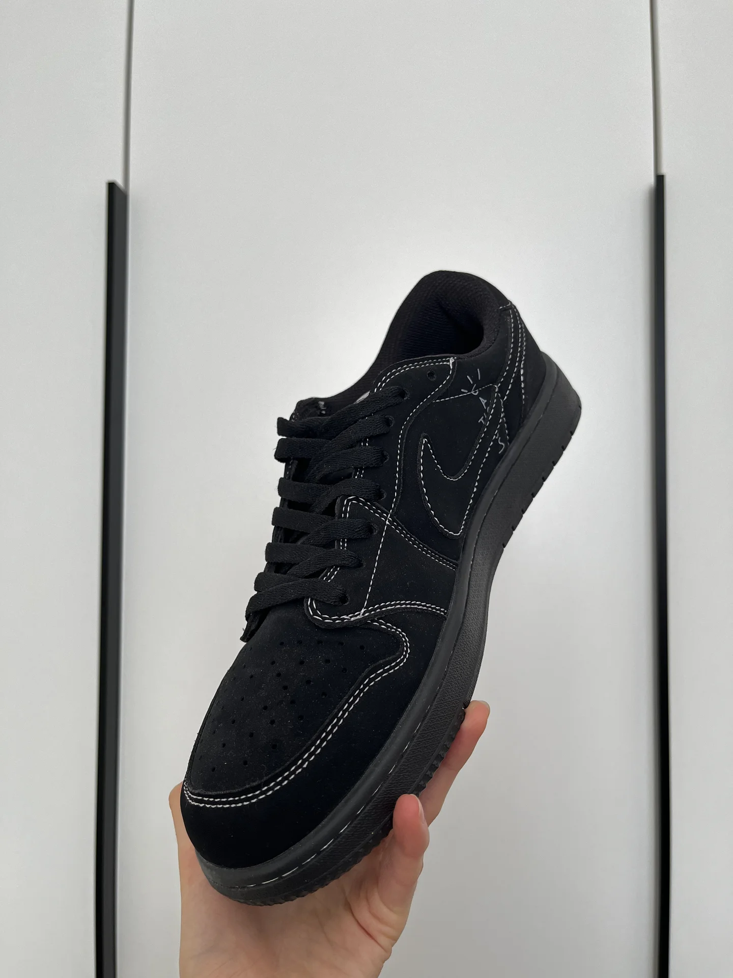 Кроссовки мужские Nike air Jordan - миниатюра 3