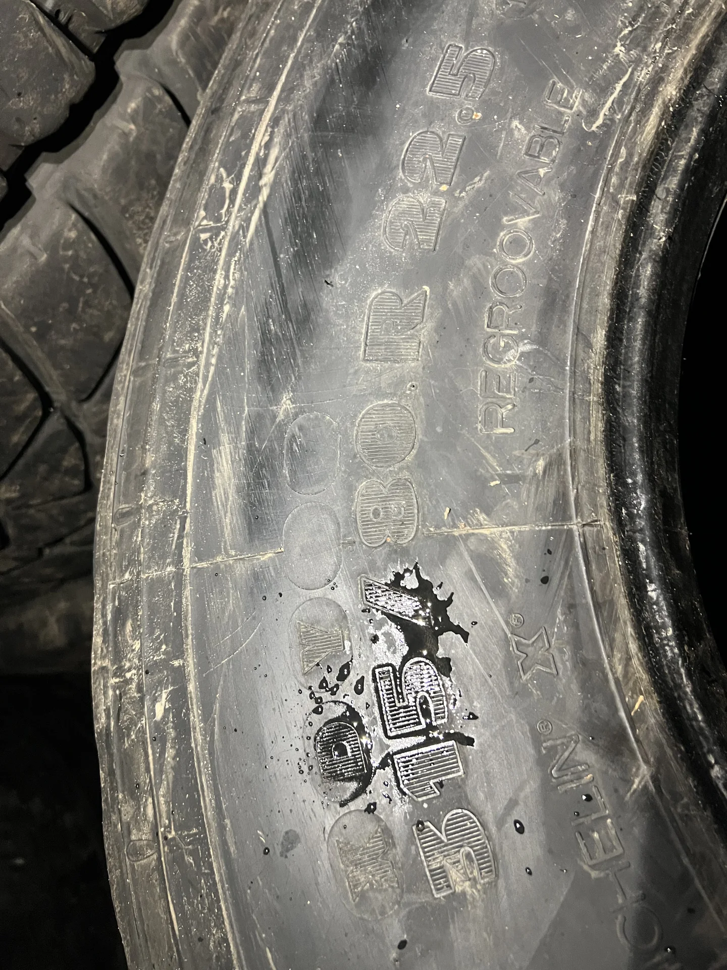 Шины 315/80/22,5 Michelin карьерная из Германии - миниатюра 10