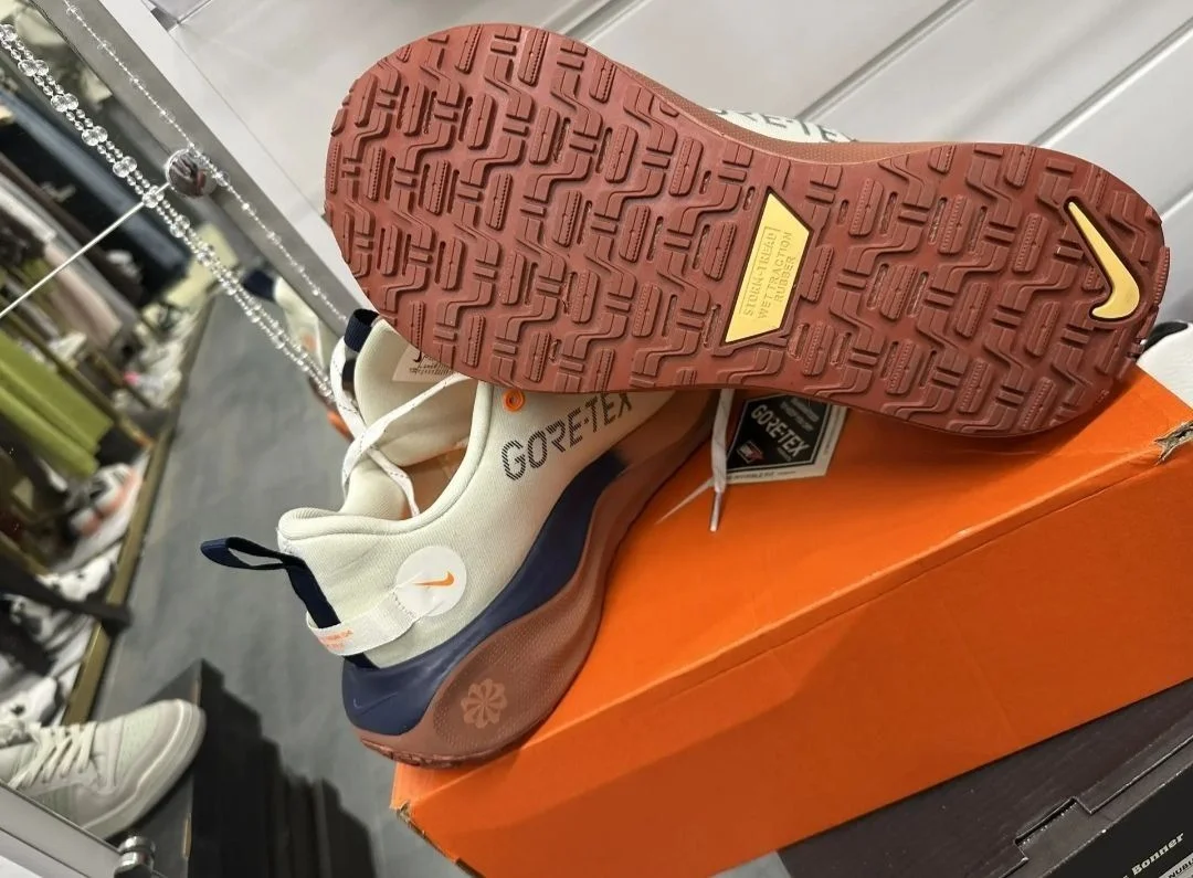 Мужские кроссовки Nike - миниатюра 2