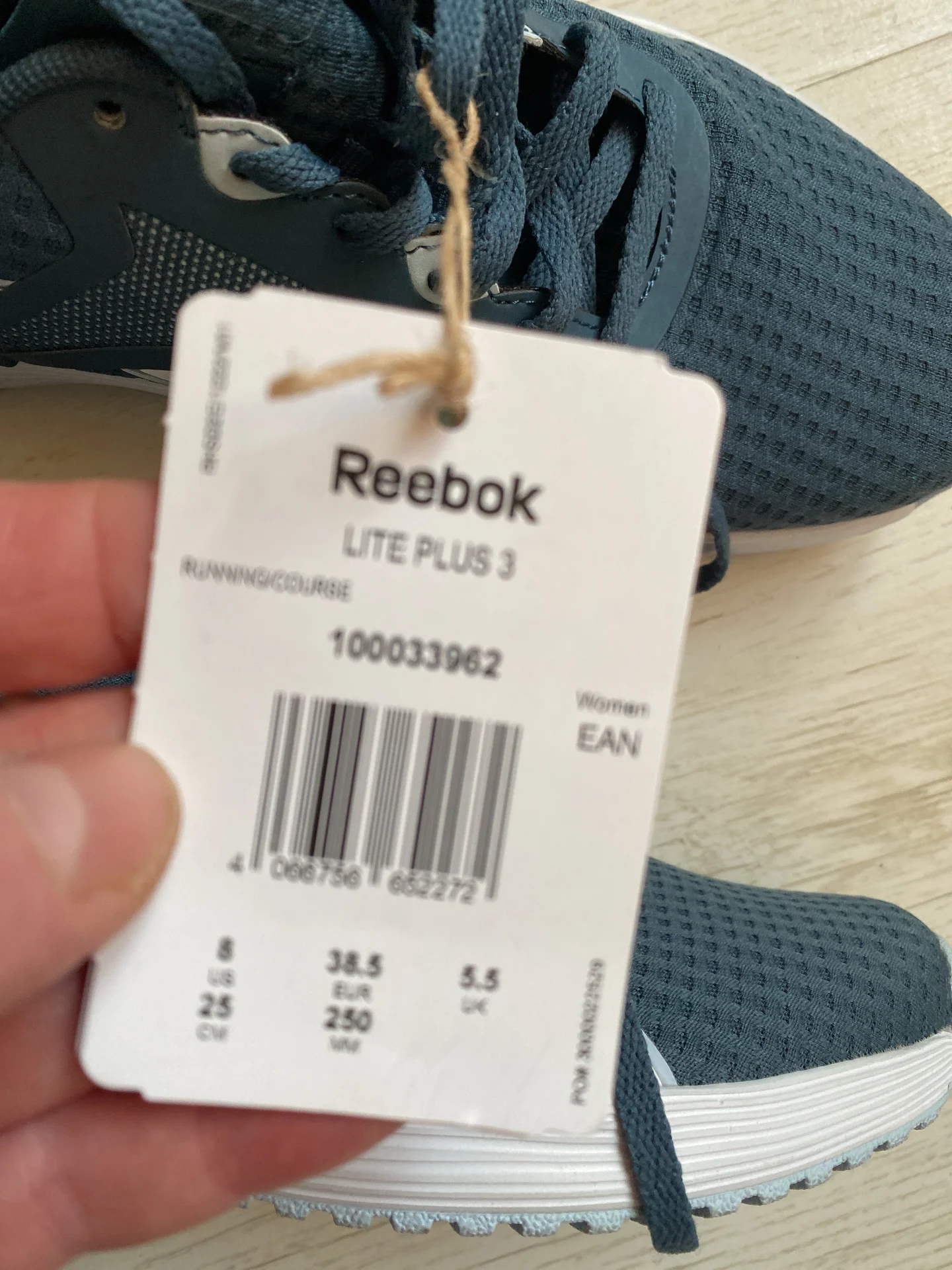 Reebok кроссовки оригинал новые - миниатюра 2