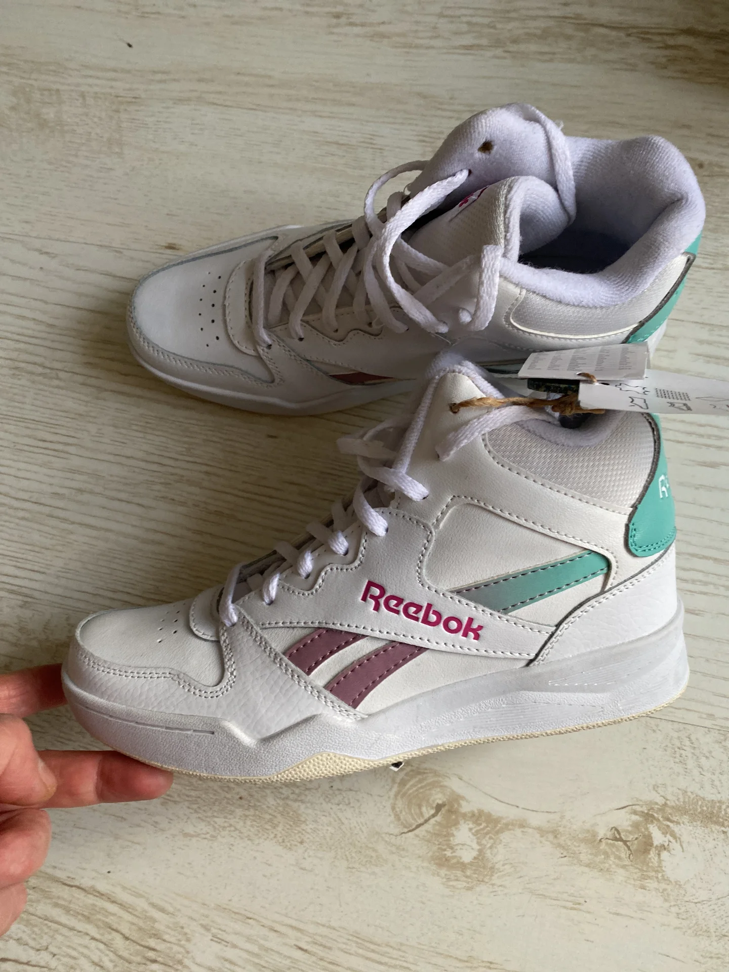 Reebok оригинал новые кроссовки высокие - миниатюра 4