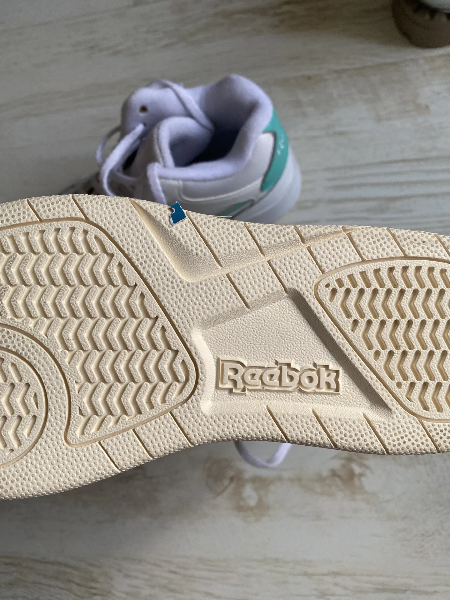 Reebok оригинал новые кроссовки высокие - миниатюра 5