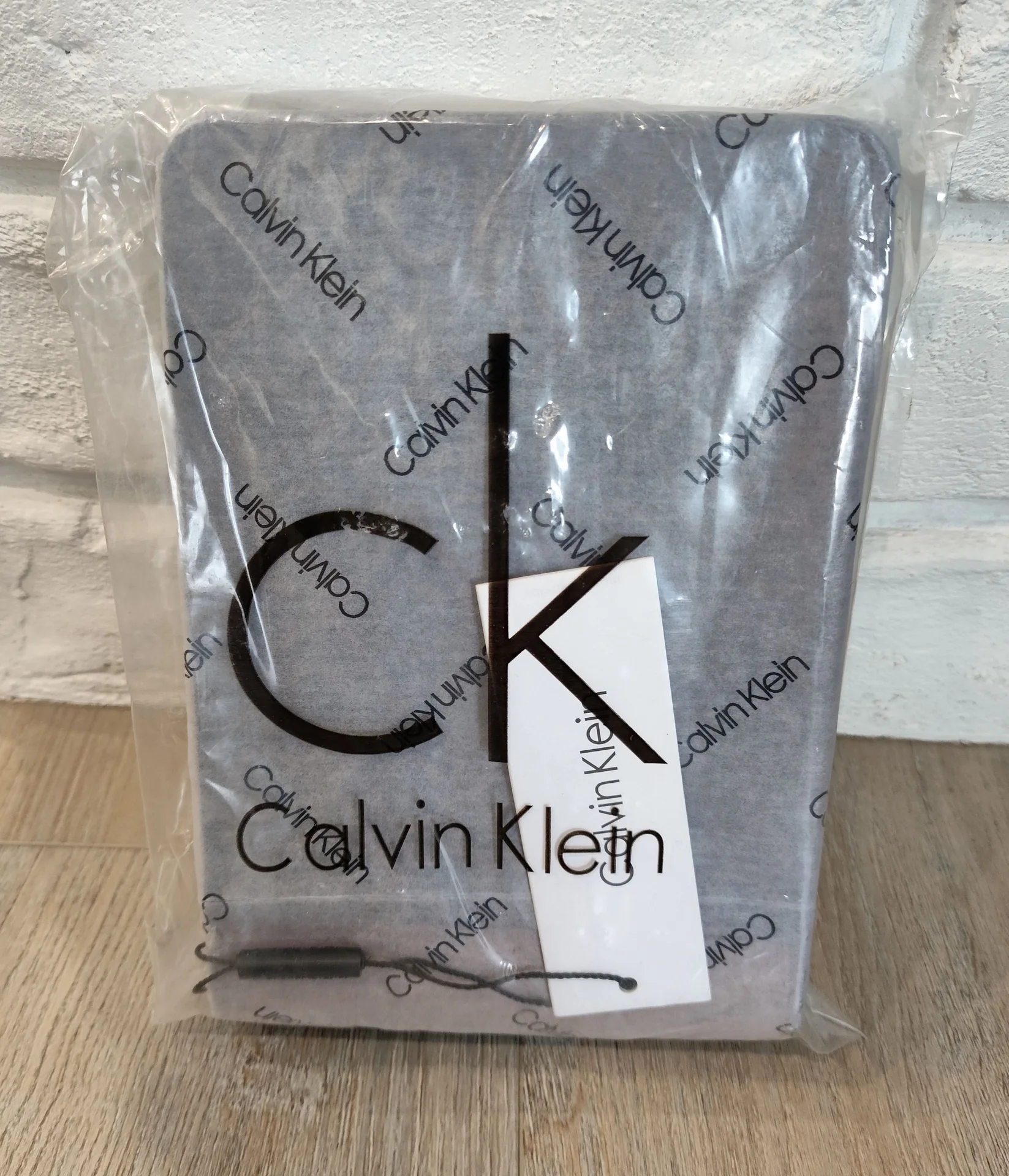 Сумка женская Calvin Klein для телефона новая - миниатюра 11
