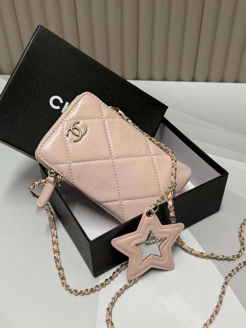 Сумка для телефона chanel - миниатюра 4