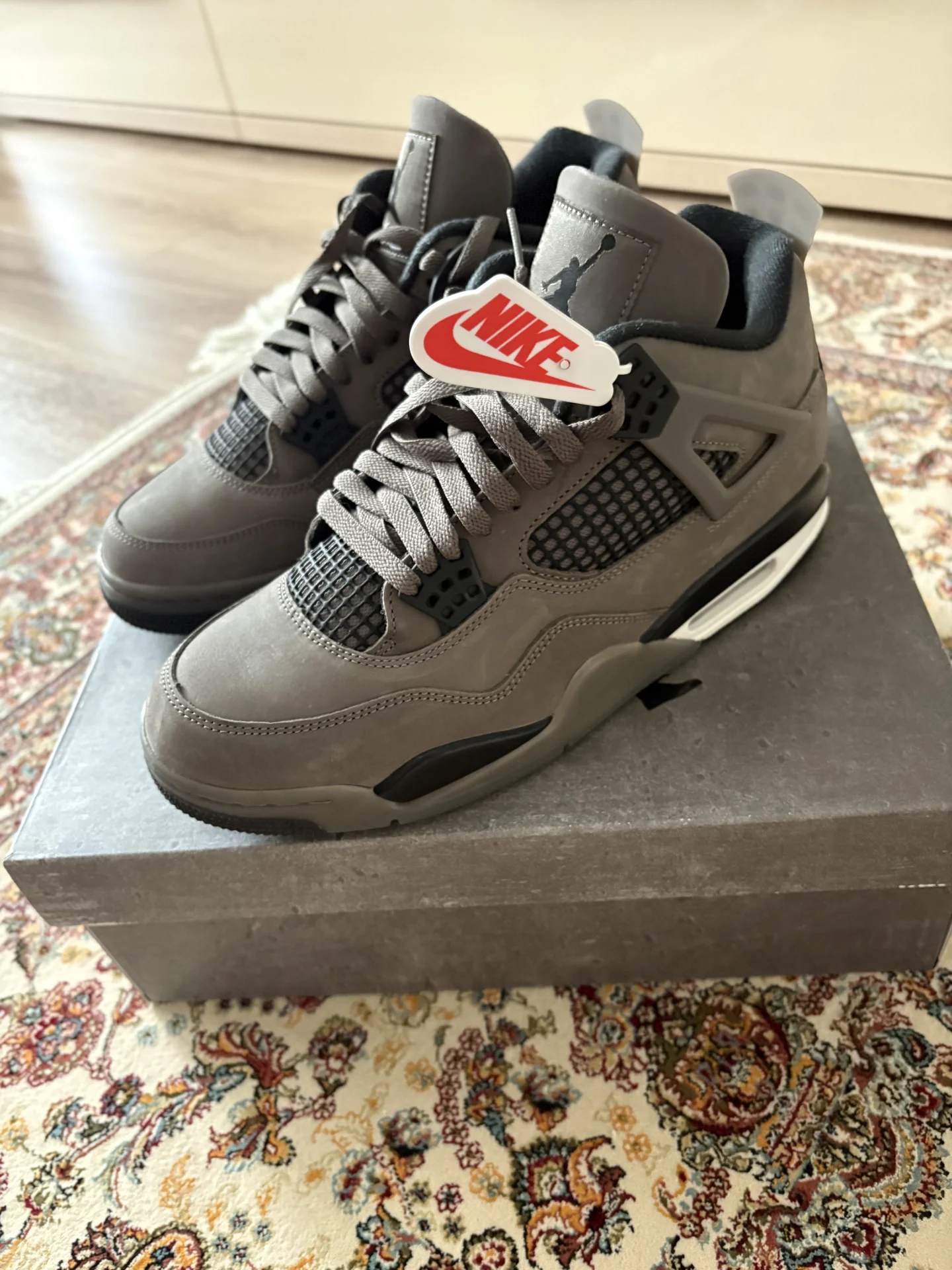 Nike air Jordan 4 cave stone - изображение 1