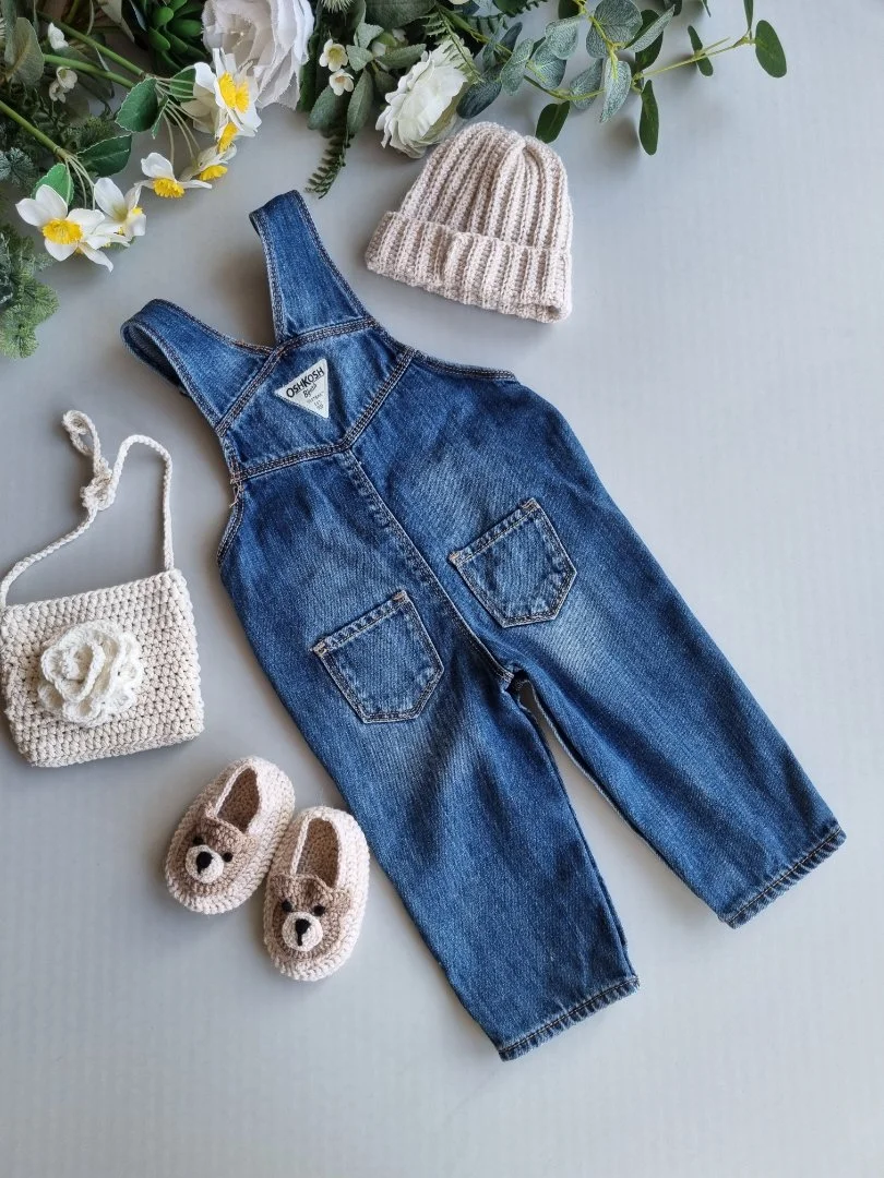 джинсовый комбинезон OshKosh B'gosh на девочку 9 мес - миниатюра 2