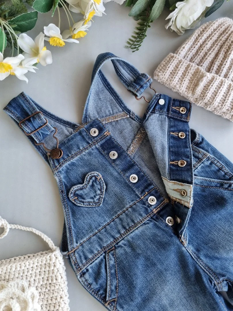джинсовый комбинезон OshKosh B'gosh на девочку 9 мес - миниатюра 8