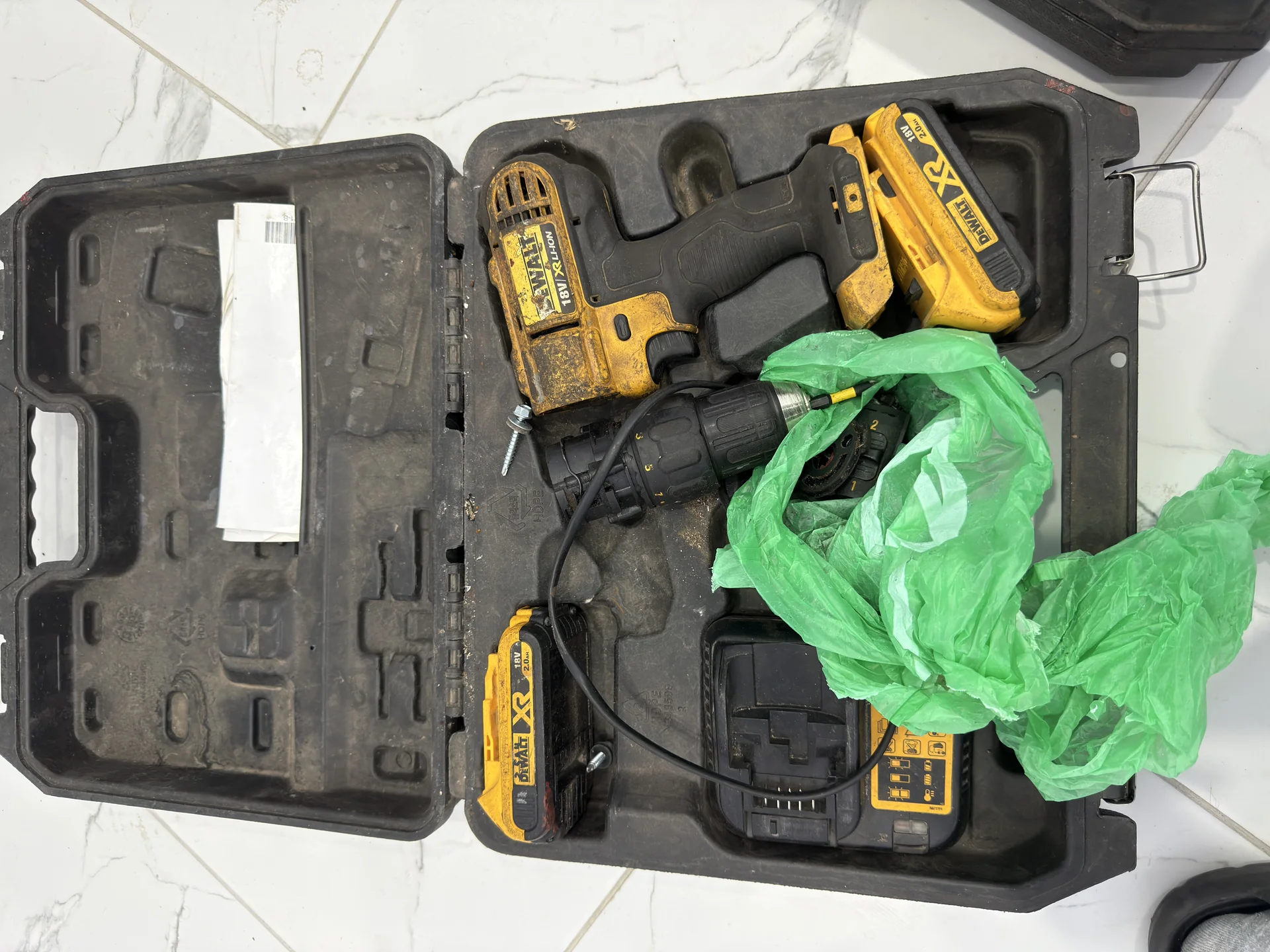 Шуруповерты DeWalt б/у на запчасти - миниатюра 3