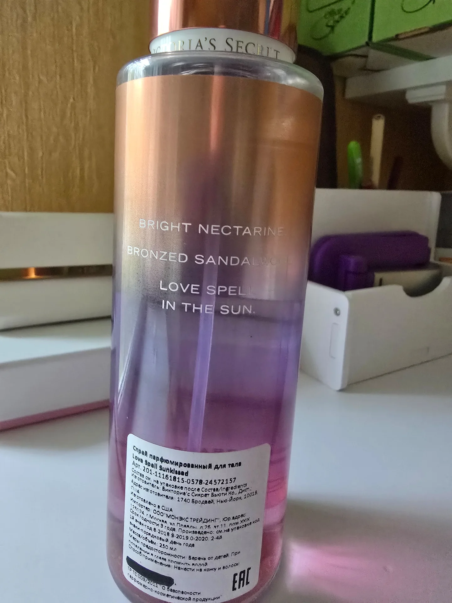 Парфюмированный спрей для тела Victoria's Secret - миниатюра 4