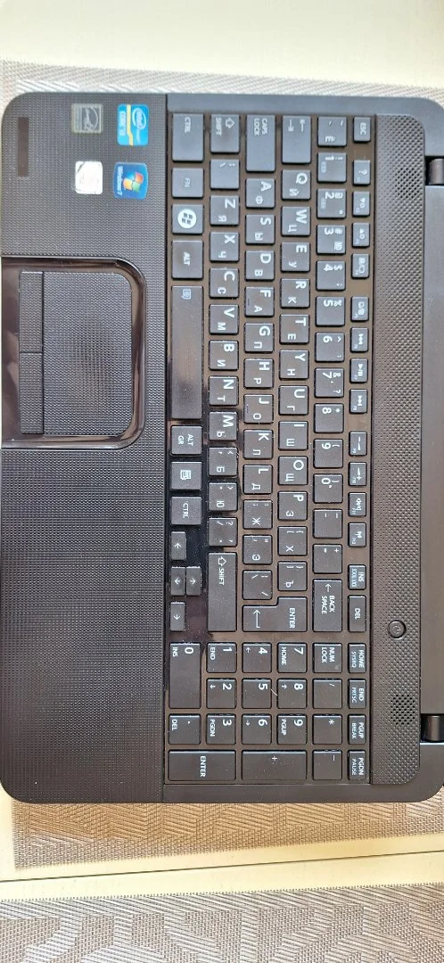 Ноутбук Toshiba Satellite C850-B3K - миниатюра 2