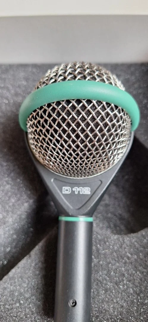 AKG D112 оригинал в коробке - миниатюра 3