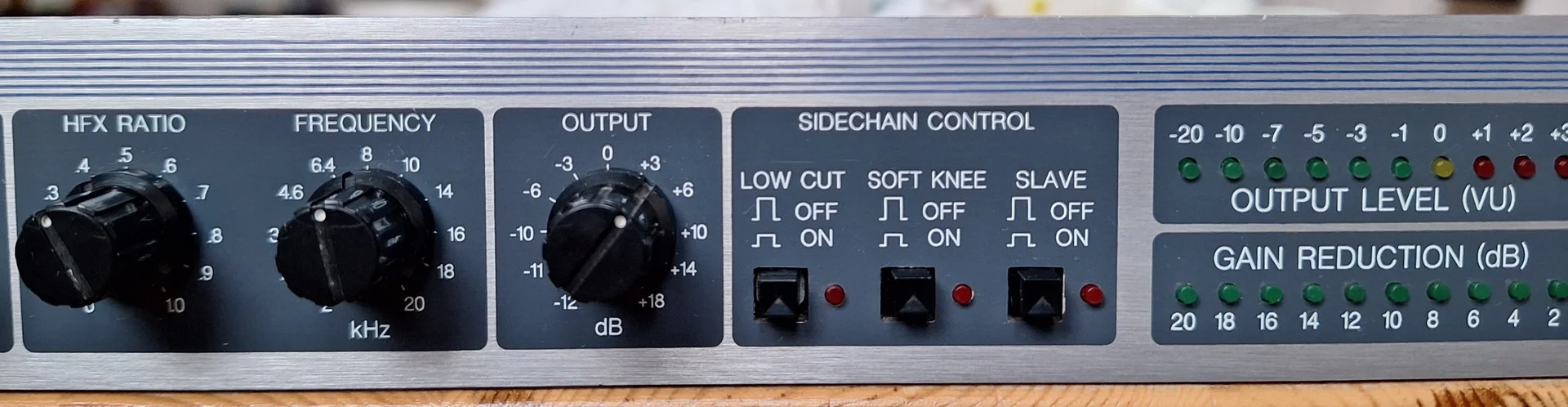 Компрессор Aphex Model 651 Expressor (США, 110V) - миниатюра 3