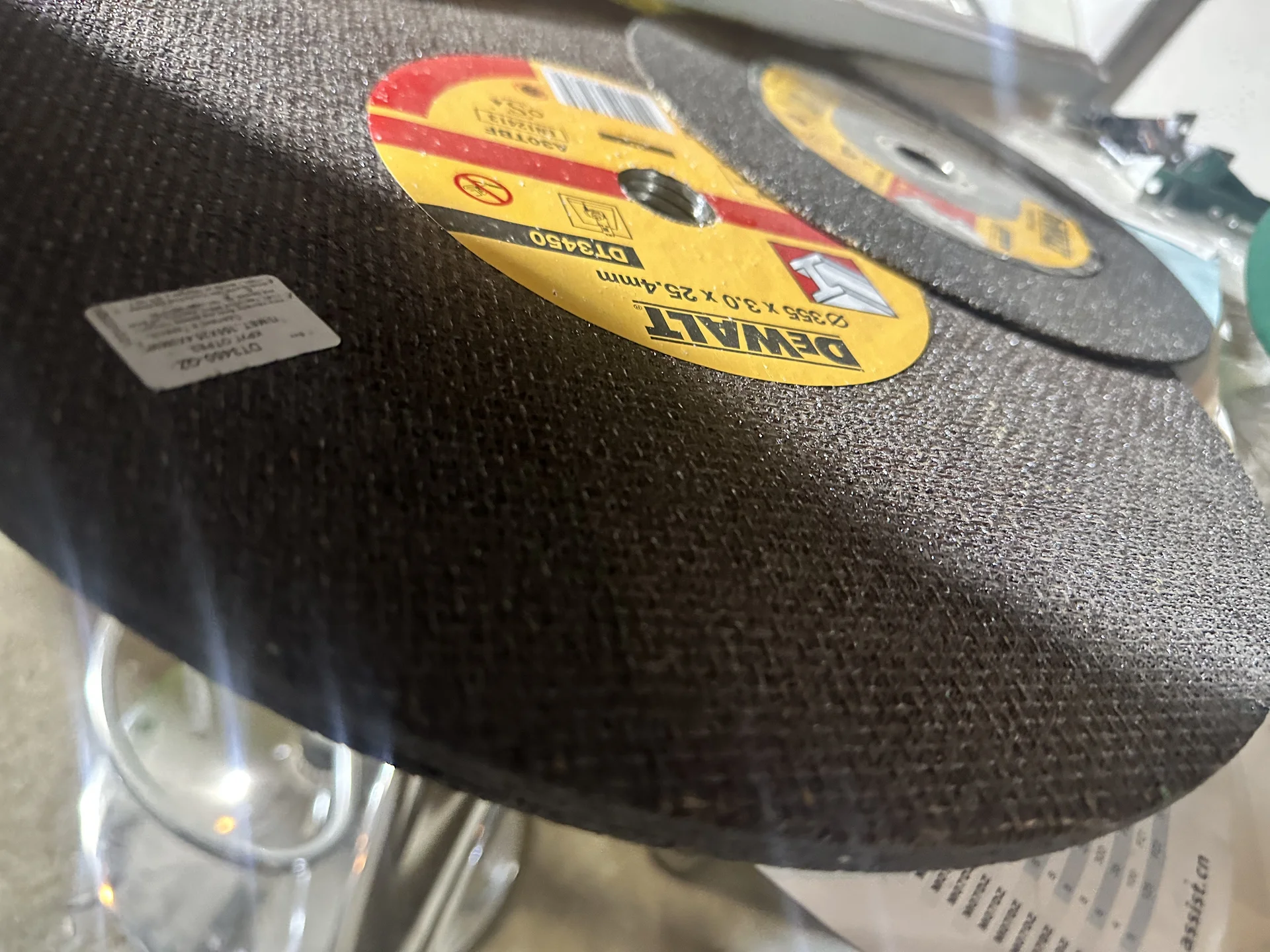 Круг отрезной dewalt DT3450, по металлу - миниатюра 3
