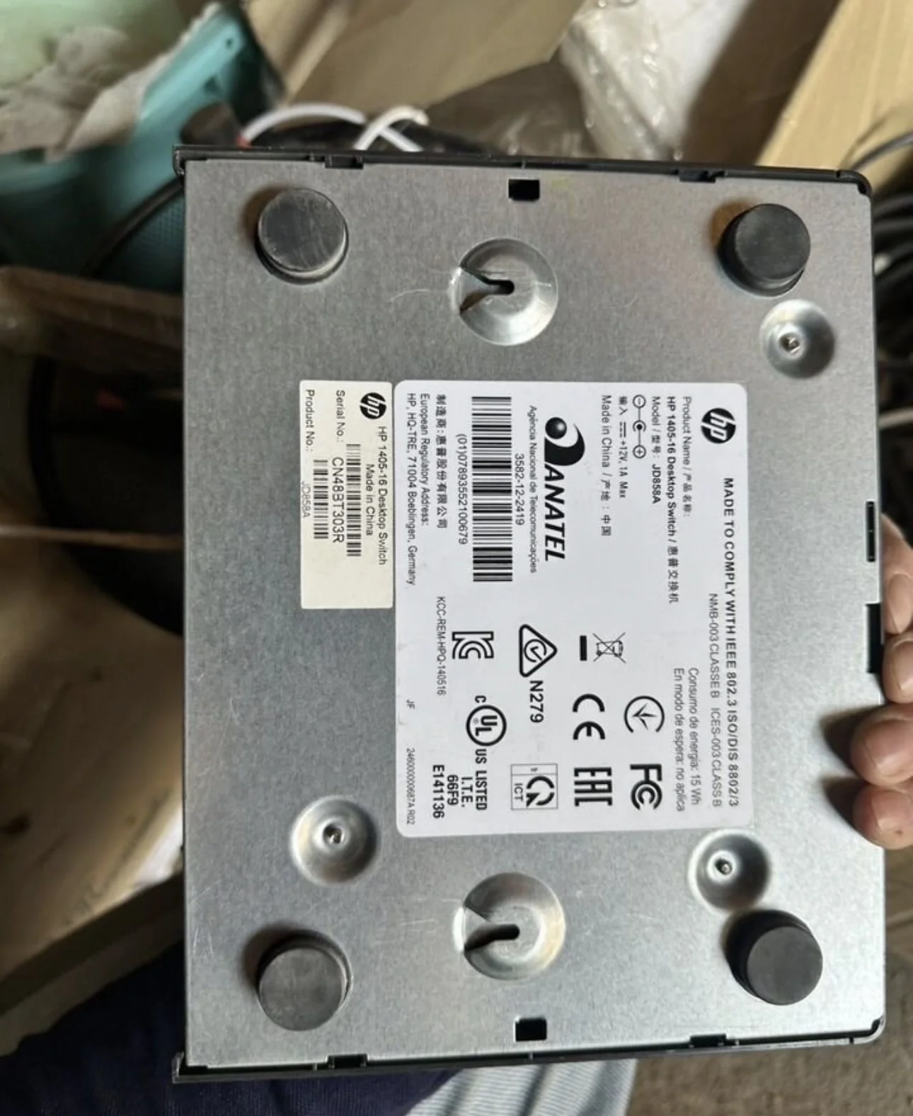 Коммутатор HP V1405-16 Desktop Switch Б/У - миниатюра 3