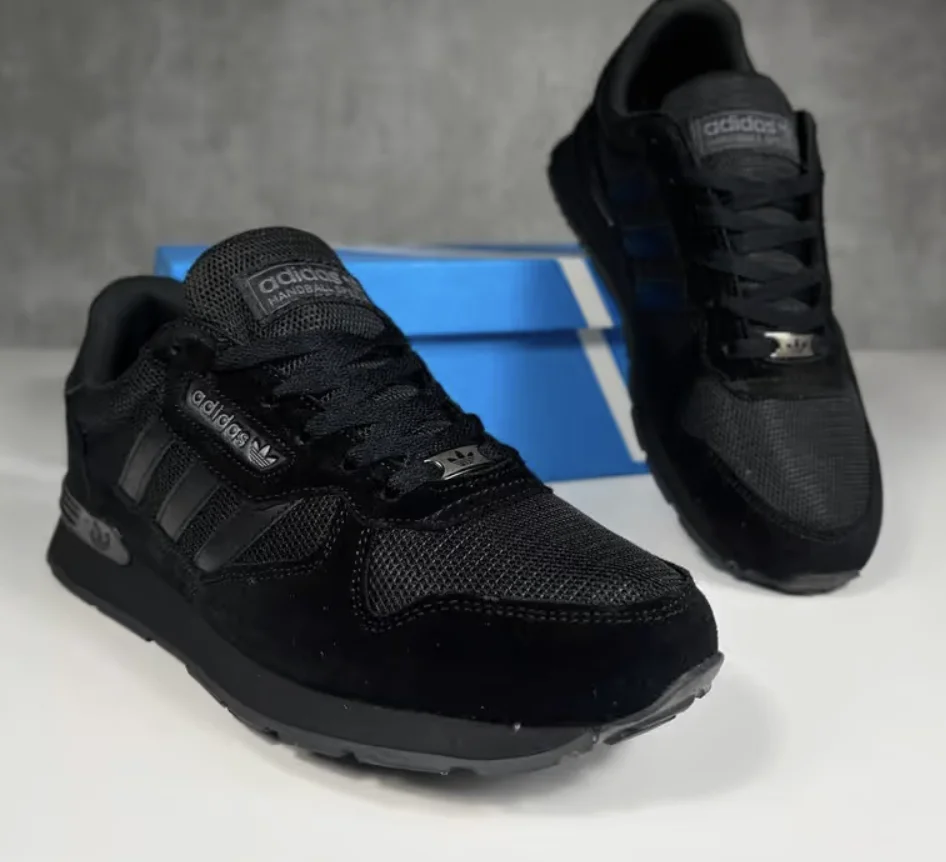 Кроссовки Adidas новые 44 размер - миниатюра 3