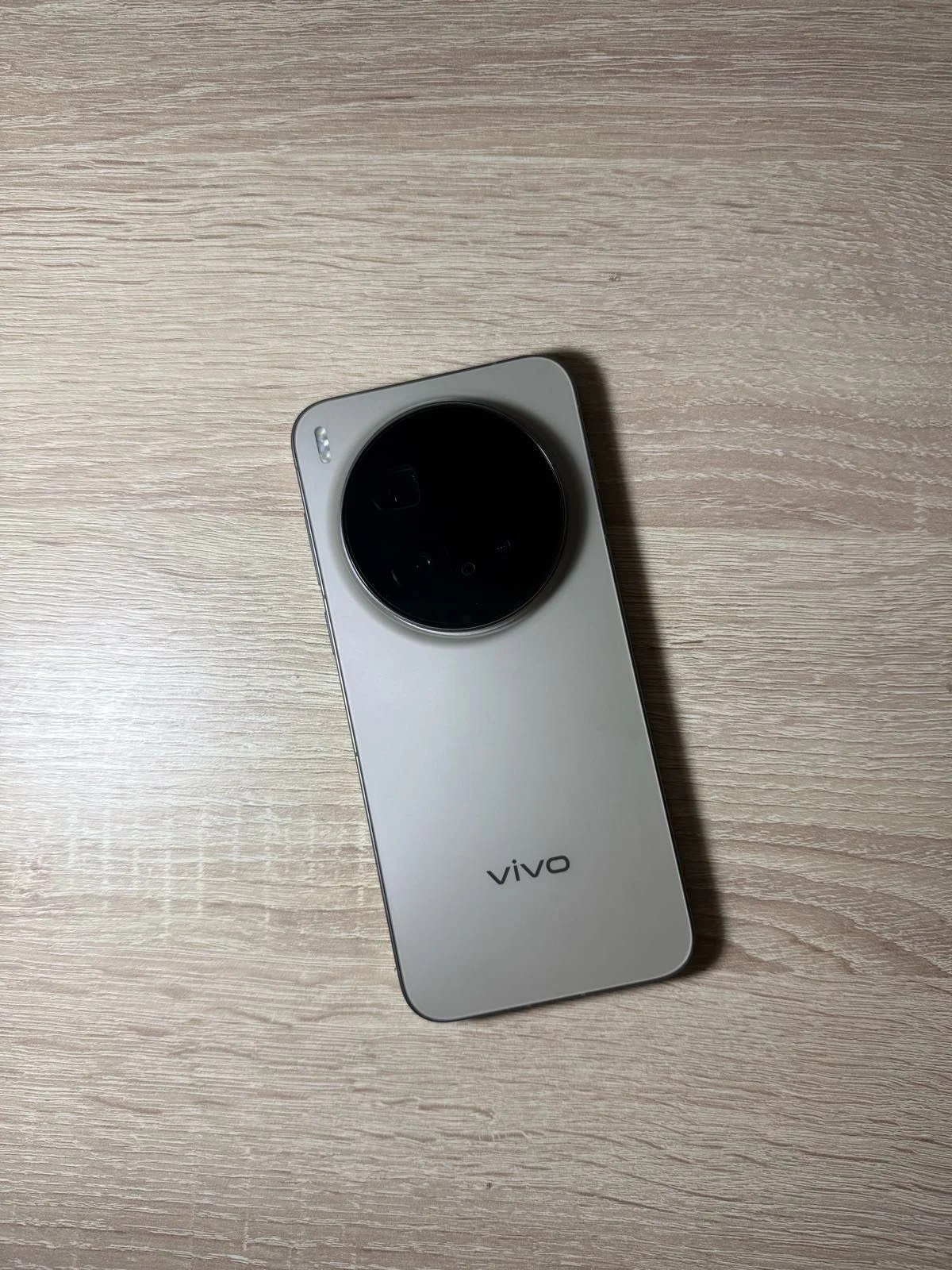 Vivo x300 pro 16/512 - изображение 1