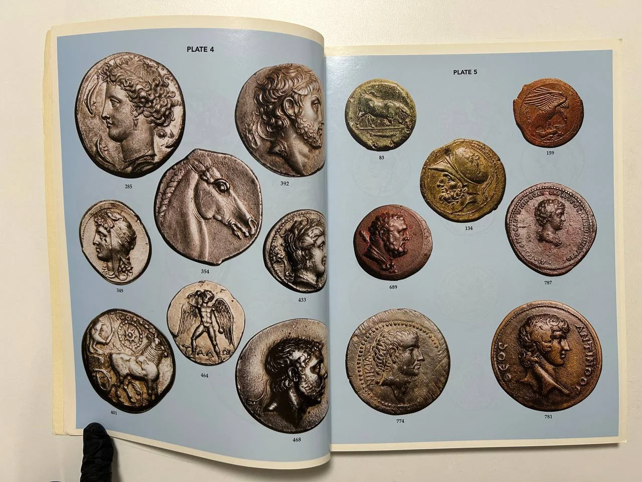 Каталог монет №3 Triton 1999 USA Classical Numismatic Group - миниатюра 4