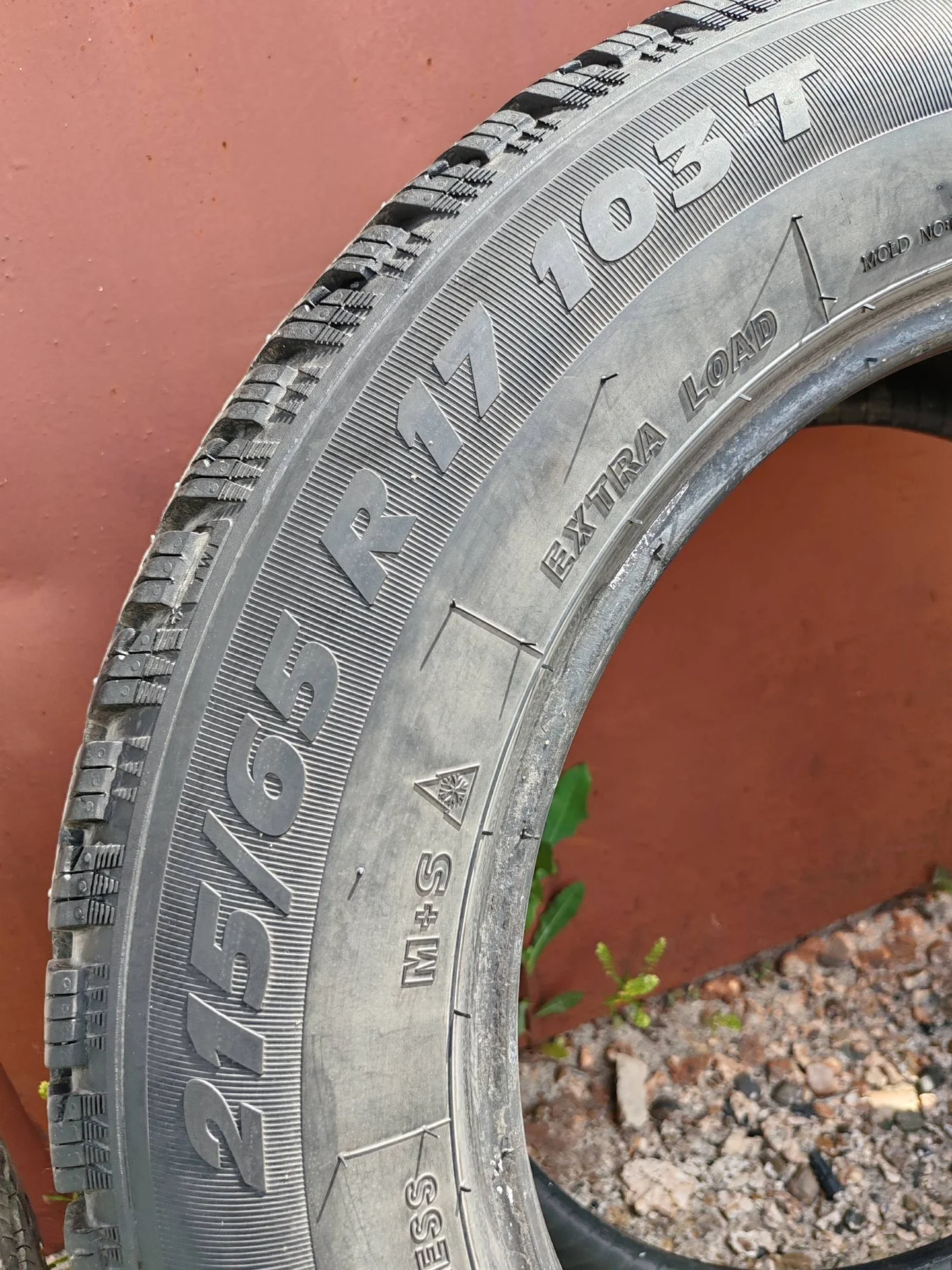 Зимние шины Kormoran SUV Stud 215/65 R17 103 сербия 2019 года - миниатюра 2